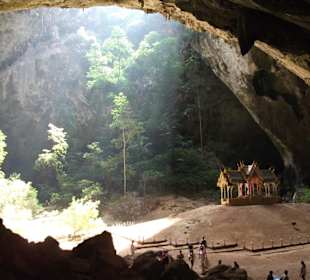 Praya Nakhon Cave