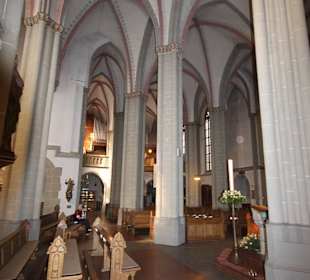 Blick in das Kirchenschiff