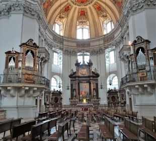 Blick in die Querhäuser des Domes