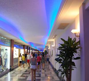 Shopping Mall