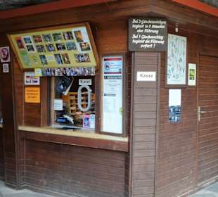 Das Kassenhäuschen der Teufelshöhle