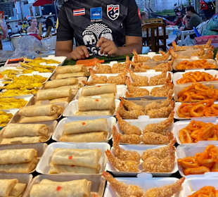 Markt Bang Niang Beach