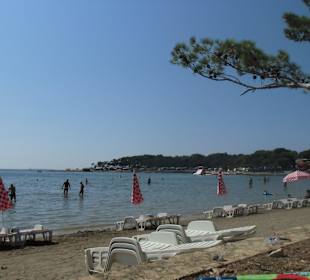 Sandstrand, 250 weg vom Hotel