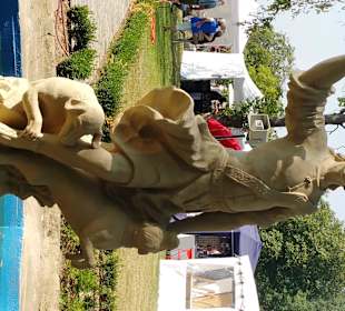 Figur Schlossbrunnen nah