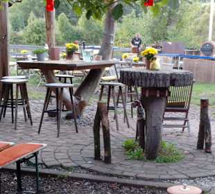  Paulas Biergarten in Brücken,