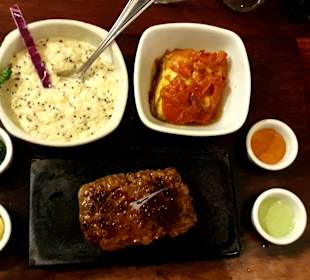 Alpaka Steak mit Beilagen