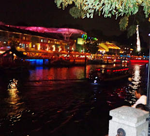 Clark Quay am Abend