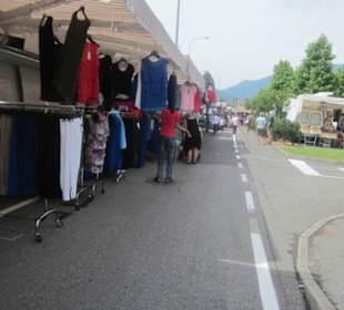 Markttag in Colico