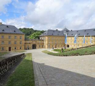 Im Innenhof des Klosters