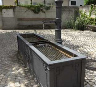 Brunnen bei der Kirche