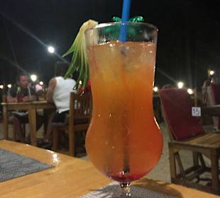  Leckere Cocktails im Blue Mist