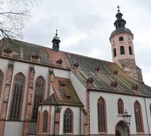 Die Stiftskirche in Baden-Baden am Marktplatz