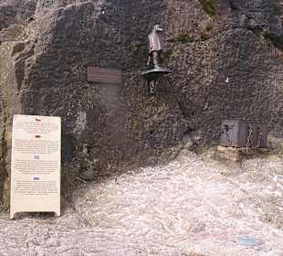 Lesen sie das Schild, dann...