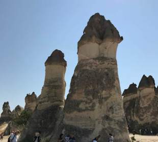 Seltsame Gesteinsbildungen 