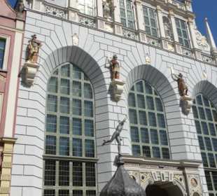 Langer Markt mit Artushof