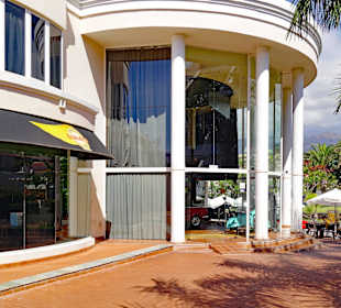 Aussicht auf Harley's Club