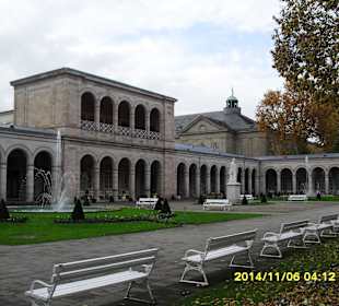Wandel- u. Brunnenhalle