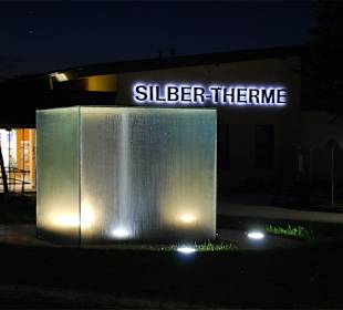 Eingang Silber-Therme