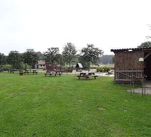 Grillhütten und Picknickplätze