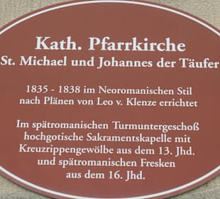 INFO-Tafel zur katholischen Kirche von Eltmann