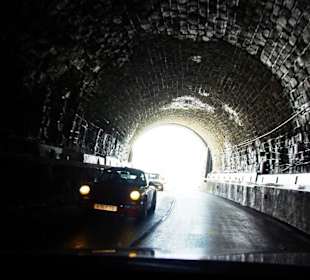 Im Tunnel selbst sehr rutschig