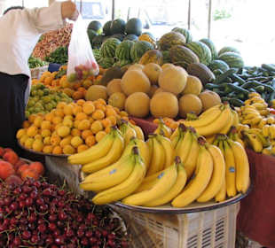 Samstags - Markt an der Moschee