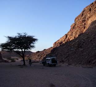 Am Ende der Wanderung wartet unser Jeep