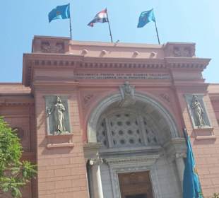 Eingang Museum von Kairo