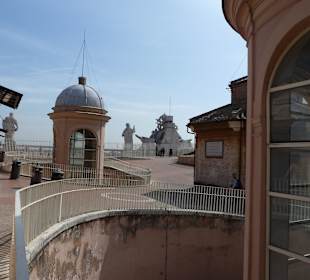 Peterskirche auf dem Dach