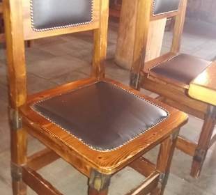 Stuhl mit Namen BIDA