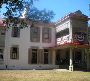 Das Haupthaus von der Rückseite