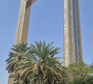 The Dubai Frame