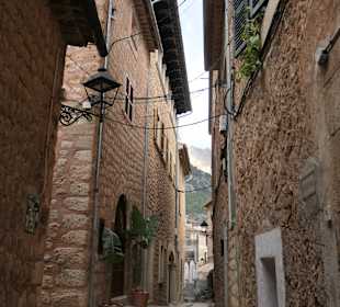 Unterwegs im kleinen Bergdorf Fornalutx