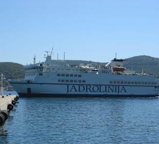Fähre Spli Vis