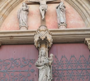 Das Apostelportal vom Erfurter Dom