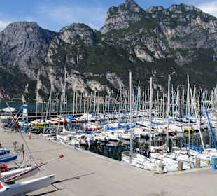 Impressionen aus dem Hafen San Nicolo