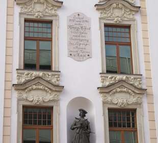 Kaiser-Maximilian-Denkmal am Städtischen Kaufhaus