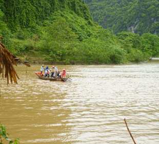 Fluss Song Con