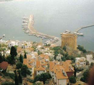 Blick auf den "roten Turm" Alanya,Türkei