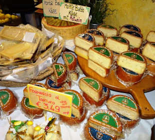 Rundgang durch den Feinkostladen El Botegher