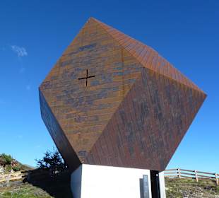 Die Granatkapelle am Penkenjoch