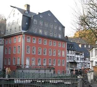 Rotes Haus an der Rur