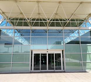 Zugang zum Terminal der Autovermieter