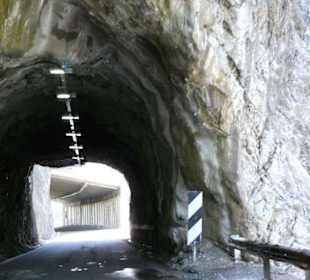 Teilweise einspurige Tunnel