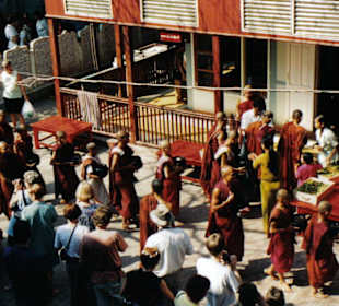 Speisung der Mönche