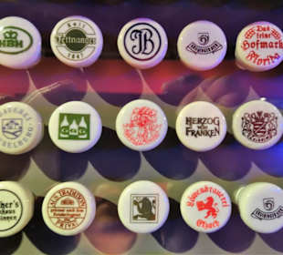 Porzellanverschlüsse im Museum