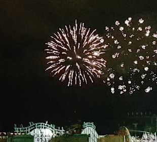 Das Eröffnungsfeuerwerk