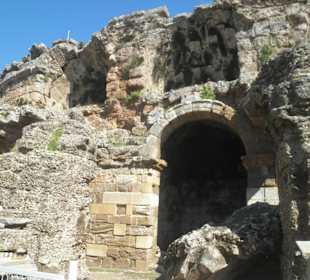 Theater Hintermauer