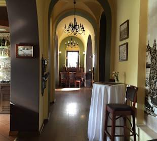 Schöne einladende Gasträume