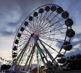 Das Riesenrad fast am Ende vom Fest